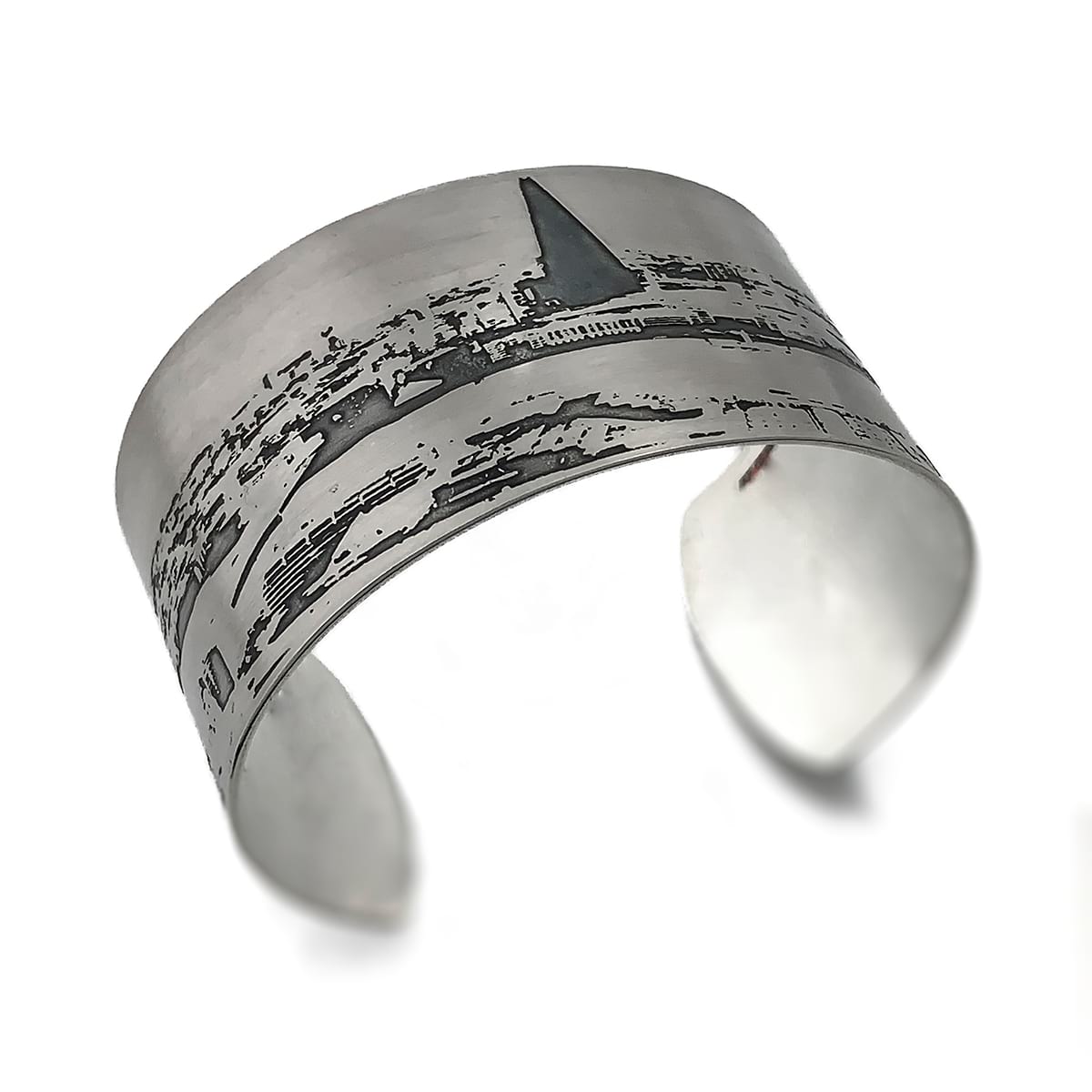 THE SHARD CUFF MEDIUM
