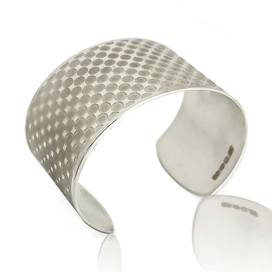 Gradient silver cuff polished lateral view