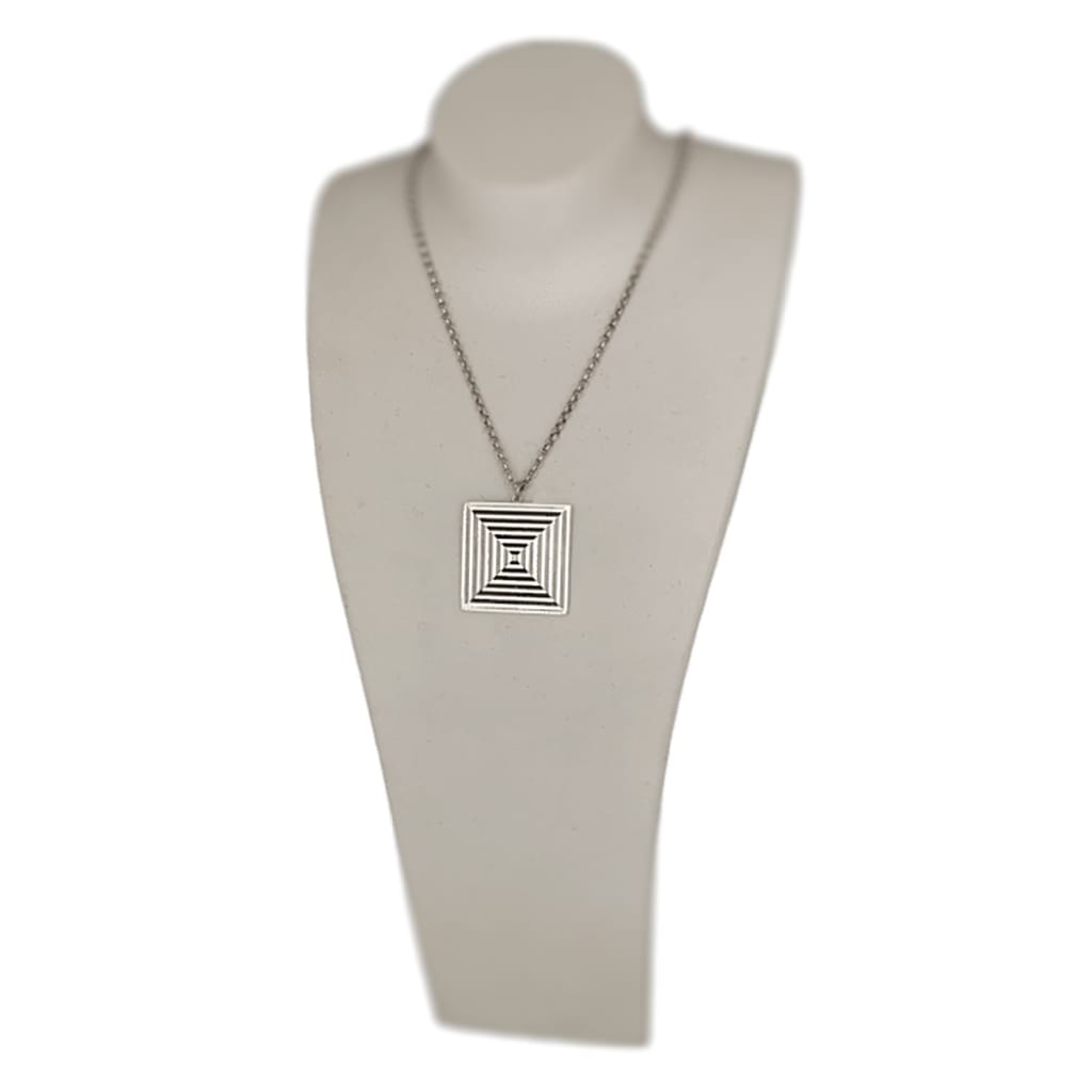 Women-Square-Optical-Pendant-Necklace