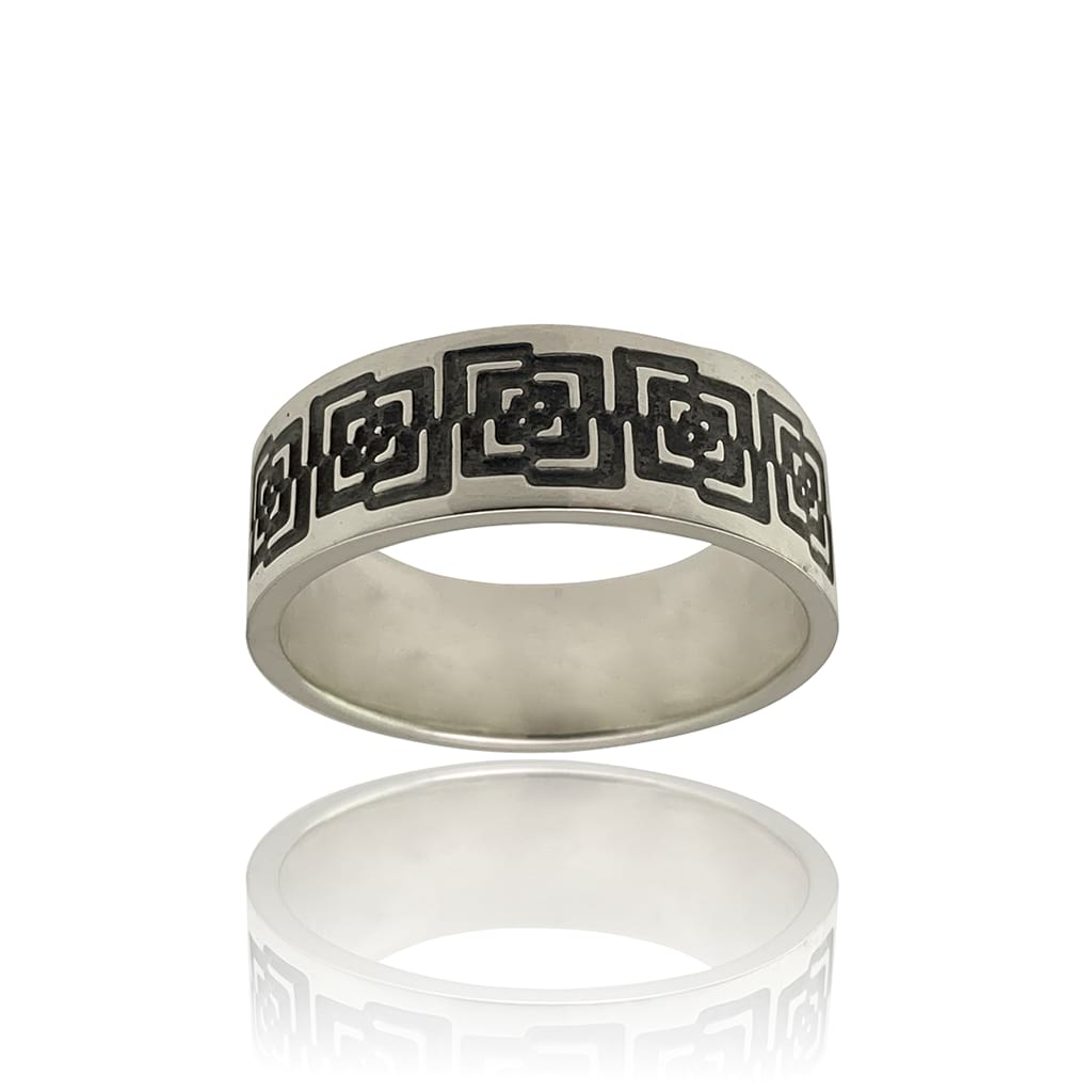 Unisex Geometric Design Ring Front View