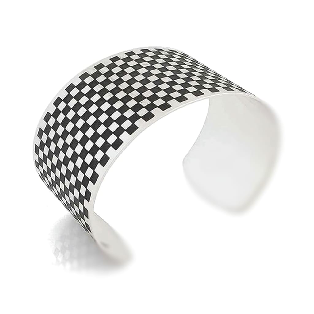 Chequerboard cuff oxidized medium side view