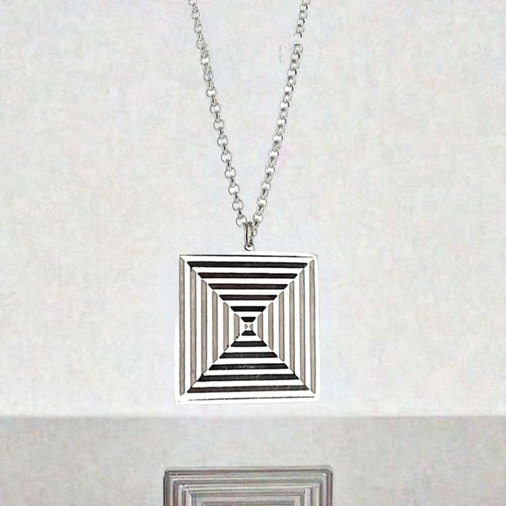 Women Square Optical Pendant Necklace