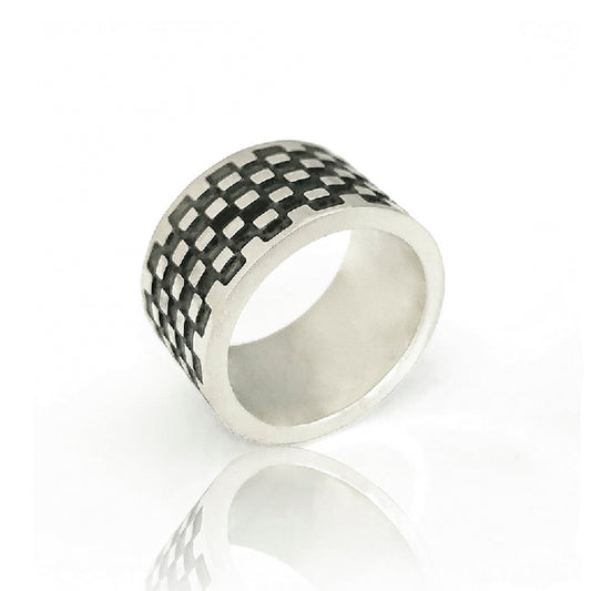 silver men ring with oxidized square pattern