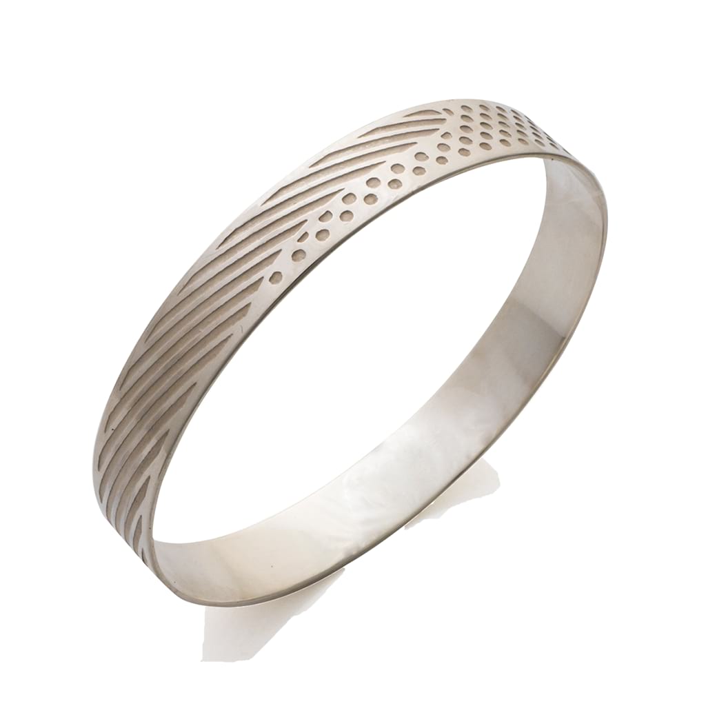 Dots & Lines Bangle Sideview