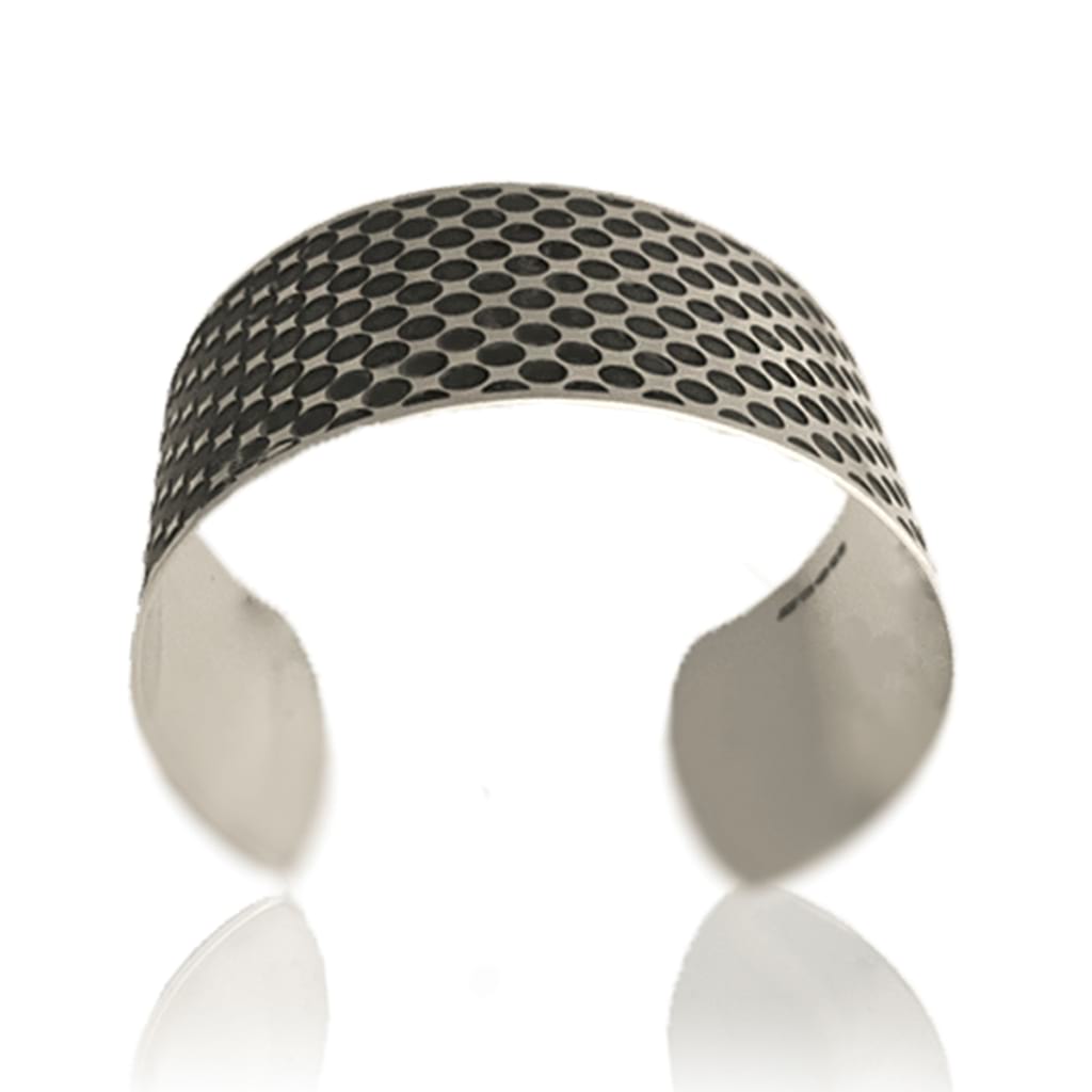Gradient silver cuff oxidised frontal view